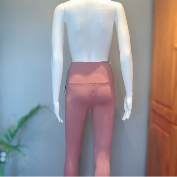 2/40 👸🏻 💕 Mauve Extra Comfort ALEMANA Leggings Size S-M 💕 - Picture 6 of 9